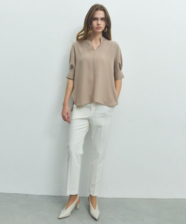 BEIGE， FLEUR / バックサテン プルオーバーブラウス Beige