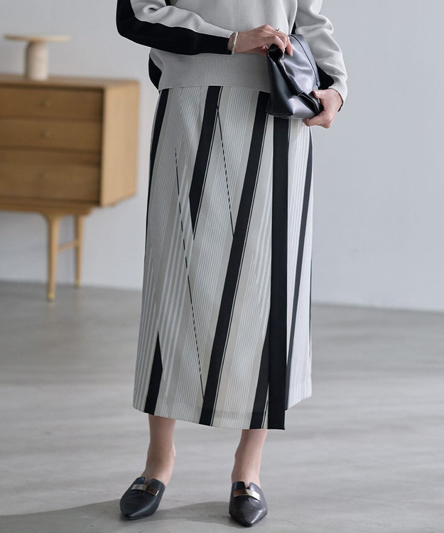 ICB L ランダムストライププリント ストレートスカート トープ×オフホワイト×ブラック