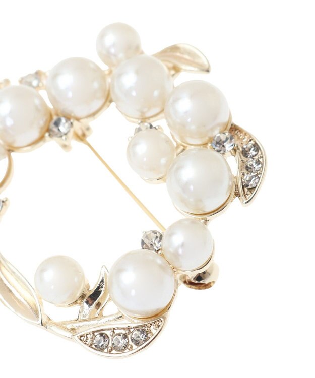 Green Parks ｅｖｅｒｙ　ｗａｌｋ．パールリーフブローチ Gold