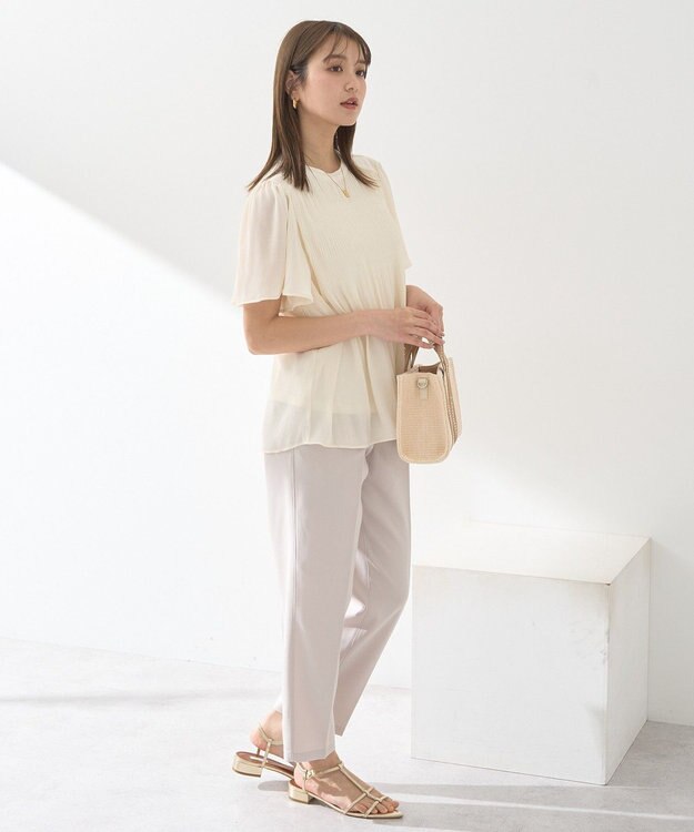 earth music&ecology マジョリカプリーツ半袖ブラウス Ivory