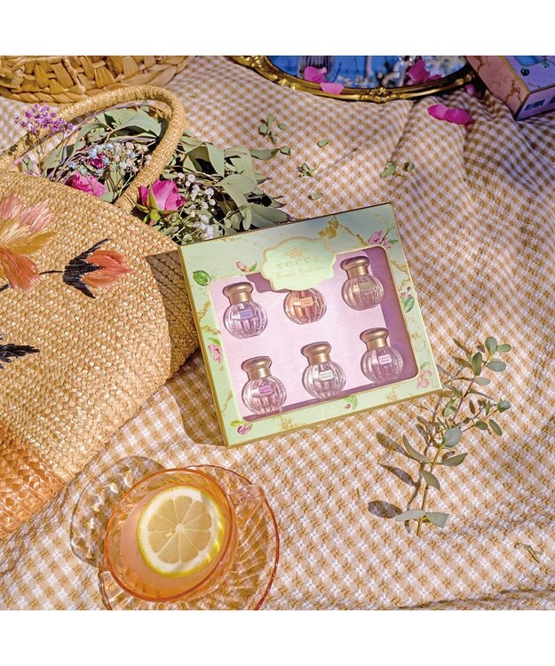 TOCCA PETITE EAU DE PARFUM SET 香水 ゴールド系
