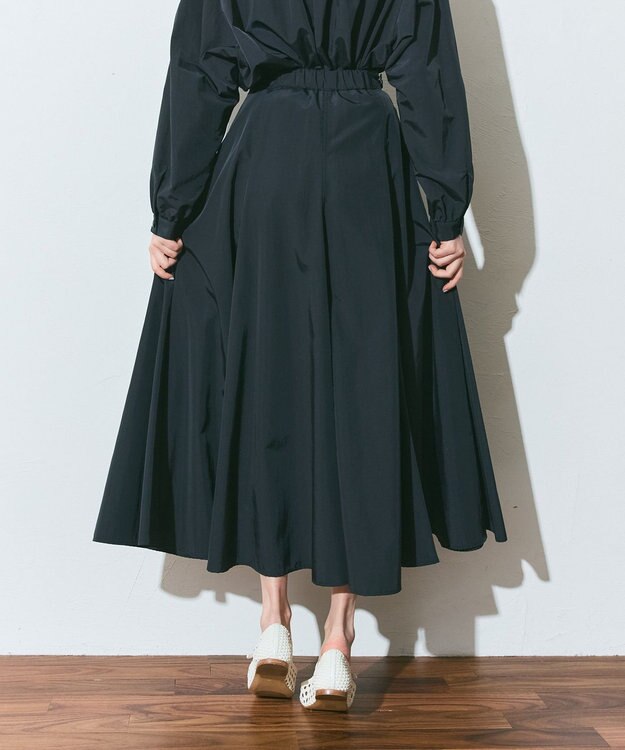 GRACE CONTINENTAL ナイロンボリュームスカート ブラック