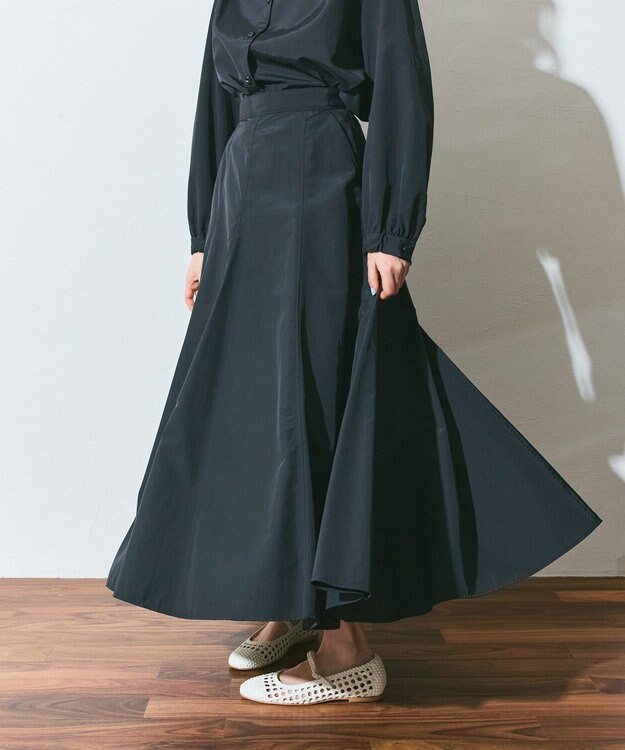 GRACE CONTINENTAL ナイロンボリュームスカート ブラック