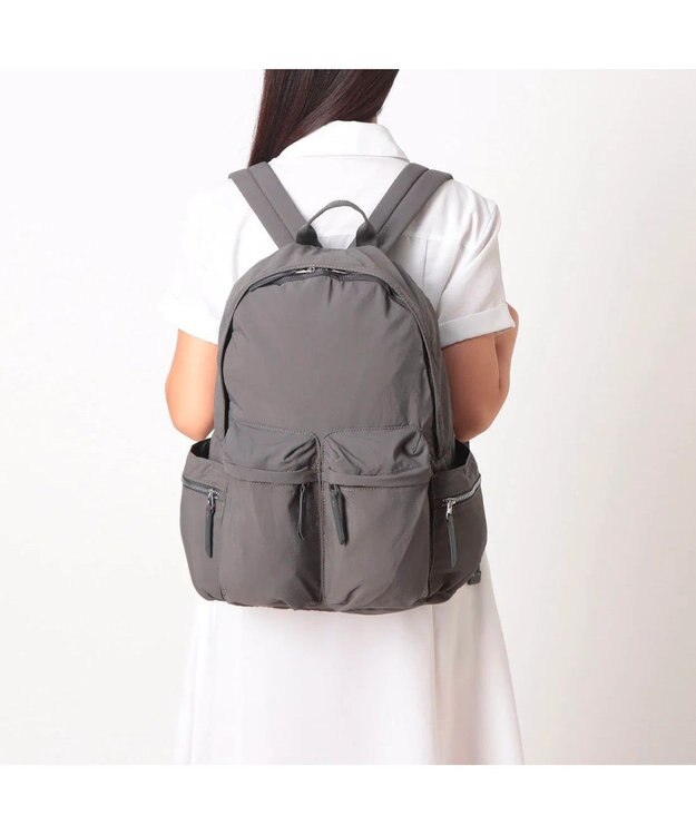 UNBILLION カシュカシュ cachecache / 10ポケットナイロンリュック ダークグレー