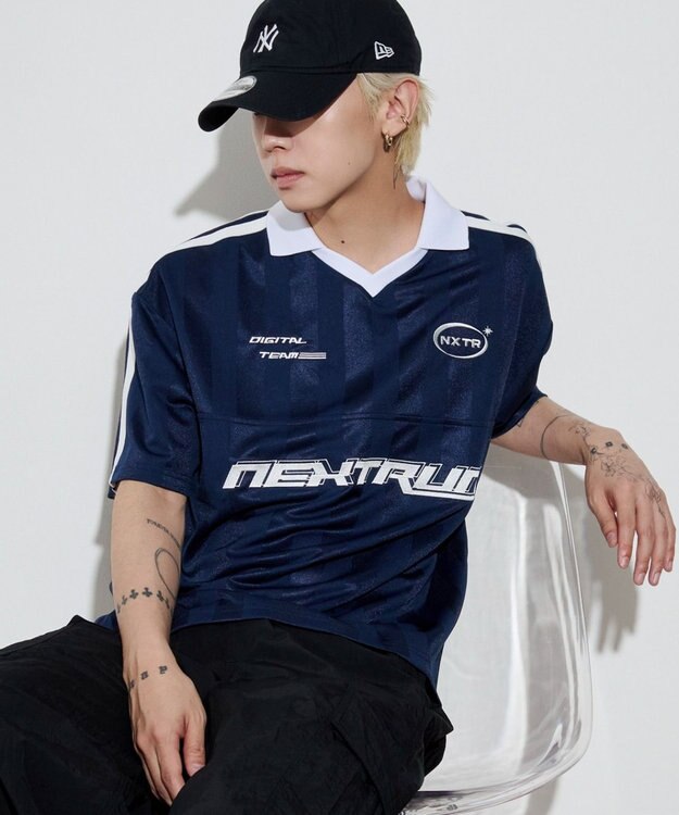 WEGO 【ユニセックス着用ITEM/MLサイズ展開】ラインゲームロゴT（SS） ネイビー