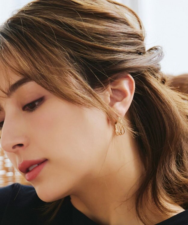 Tiaclasse 【金属アレルギー対応】　ワイヤーフープピアス ゴールド