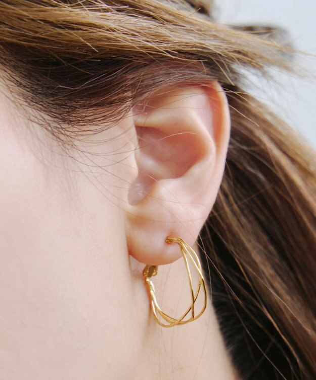 Tiaclasse 【金属アレルギー対応】　ワイヤーフープピアス ゴールド