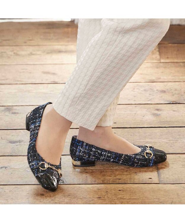 MODE ET JACOMO <MODE ET JACOMO>スクエアビットフラットパンプス ネイビーコンビ