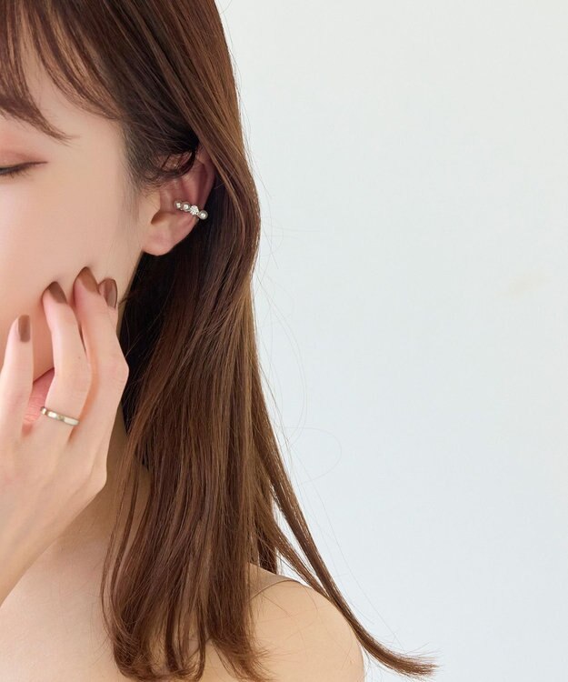 Phoebe 〈シリーズ累計販売15000点突破！〉〈痛くないシリーズ〉ノーブルパールシャインエアリーイヤリング シルバー シルバー