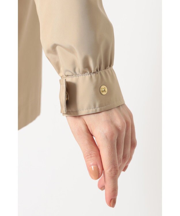 DAKS フーデッドライトタフタブルゾン ベージュ