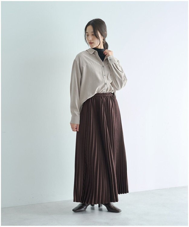 YECCA VECCA サテンプリーツスカート Ivory