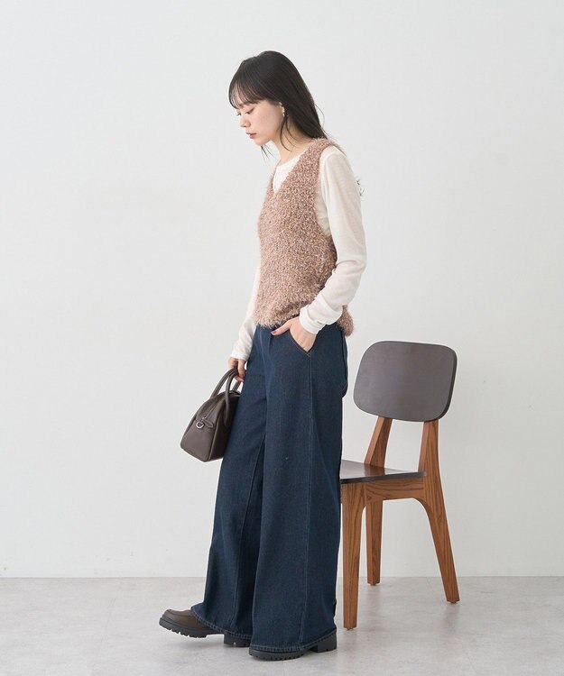 earth music&ecology ポンポンヤーンベスト Mocha