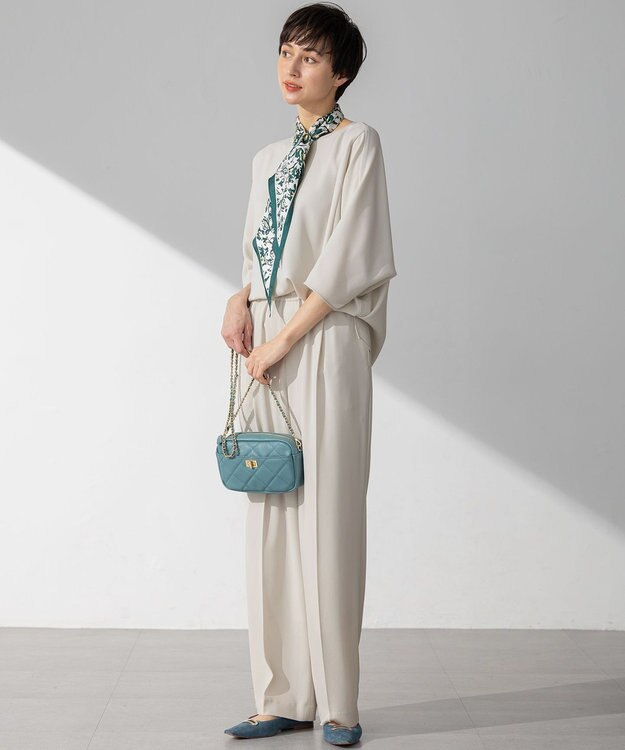 23区 ニュアンスフラワー プリント シルク スカーフ ダークグリーンプリント