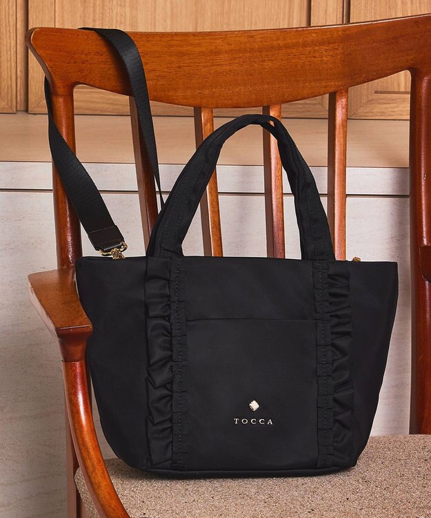 TOCCA FRILL NYLONTOTE トートバッグ ブラック系