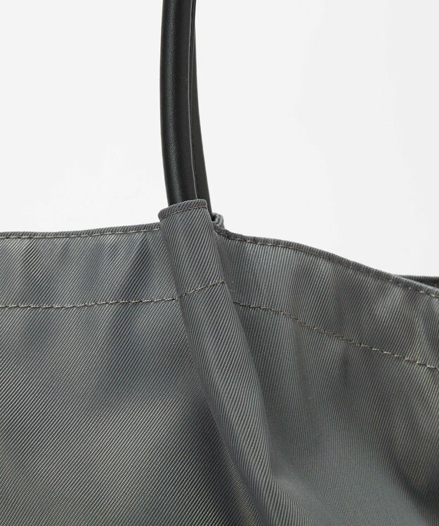 TOPKAPI 【TREASURE TOPKAPI】ナイロン センターベルト トートバッグ　A4 / 軽量 / 肩掛け ミディアムグレー