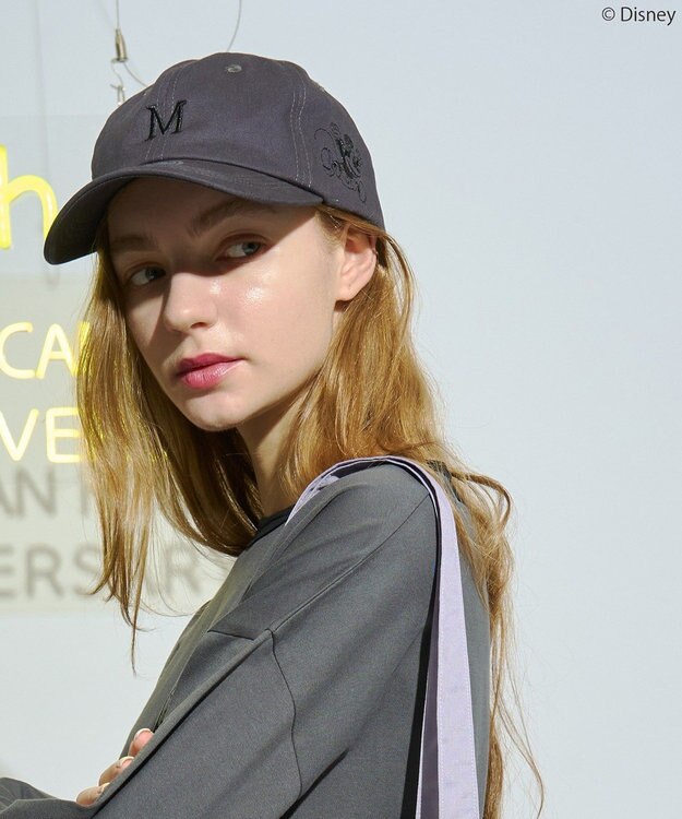 AMERICAN HOLIC 【Mickey&Friends】イニシャル刺繍CAP Charcoal Gray