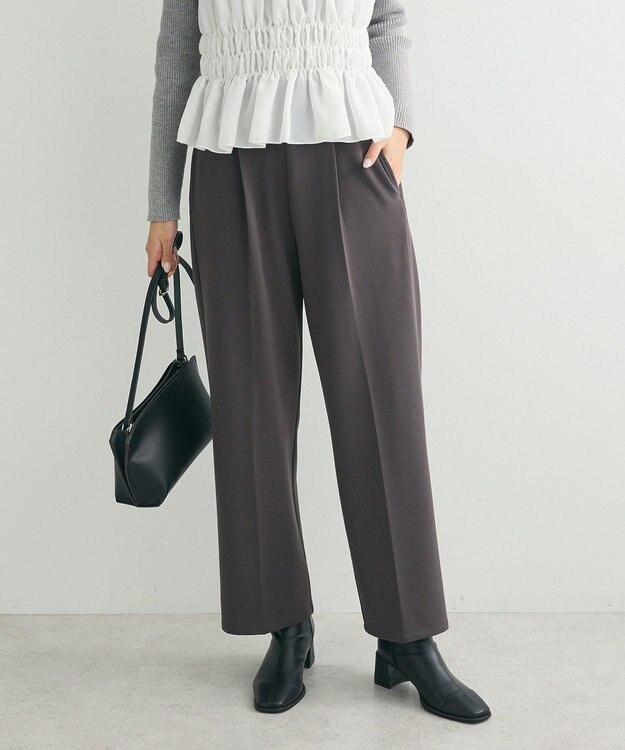 Green Parks ・Ｐｅｔｉｔ　Ｆｌｅｕｒ　タックテーパードパンツ Charcoal Gray