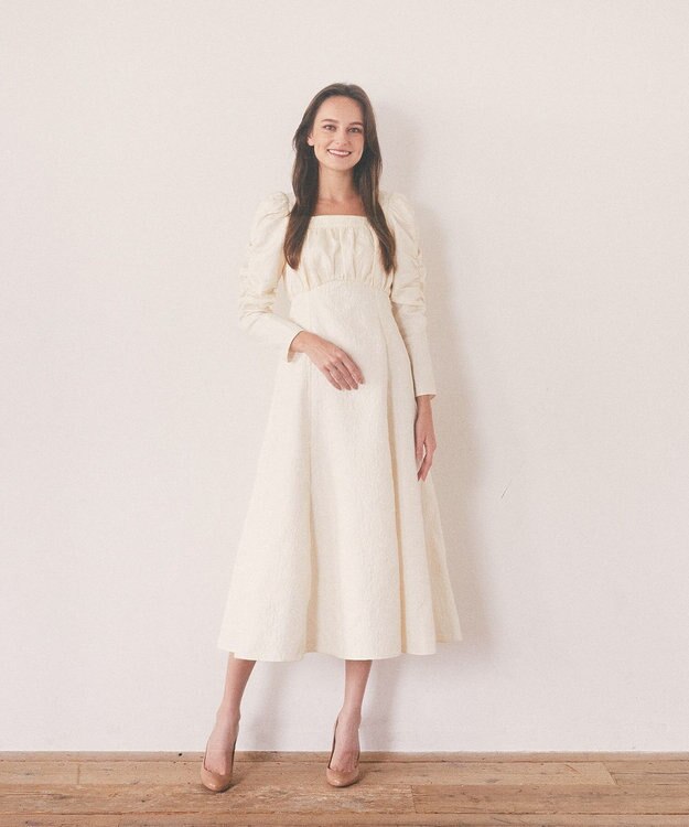 Maison de FLEUR 慈愛に満ちたジャカードワンピース Ivory