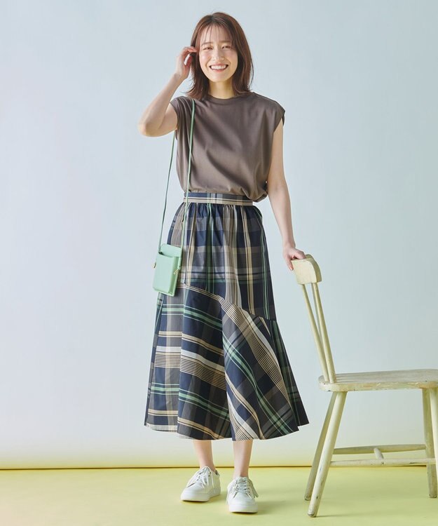 ANY 【接触冷感/UVケア】ビューティベーシックノースリーブタックTシャツ ブラウン