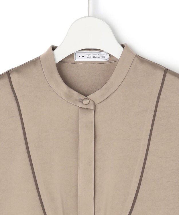 ICB L 【WEB＆一部店舗限定】 DrapySatin バンドカラーシャツ モカ系