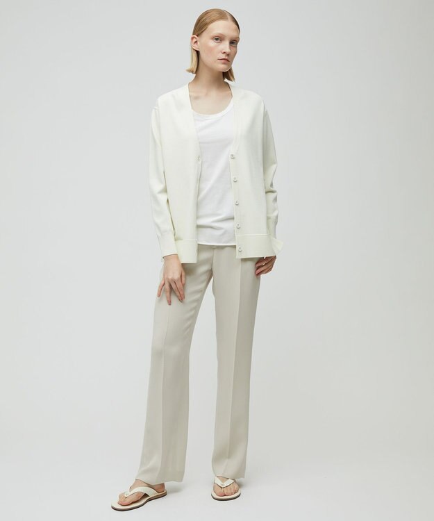 BEIGE， HOLLY / Vネックカーディガン Ecru
