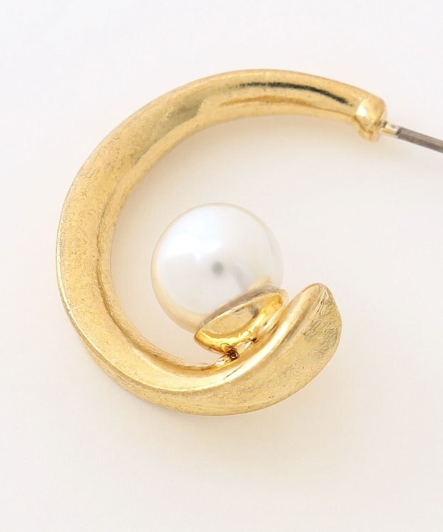 組曲 ドロップフェイクパールピアス ゴールド系