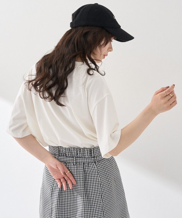 earth music&ecology 【接触冷感/洗濯機可】ＦＲＵＩＴＳ　ＤＥ　ＳＡＩＳＯＮショートＴ Off White