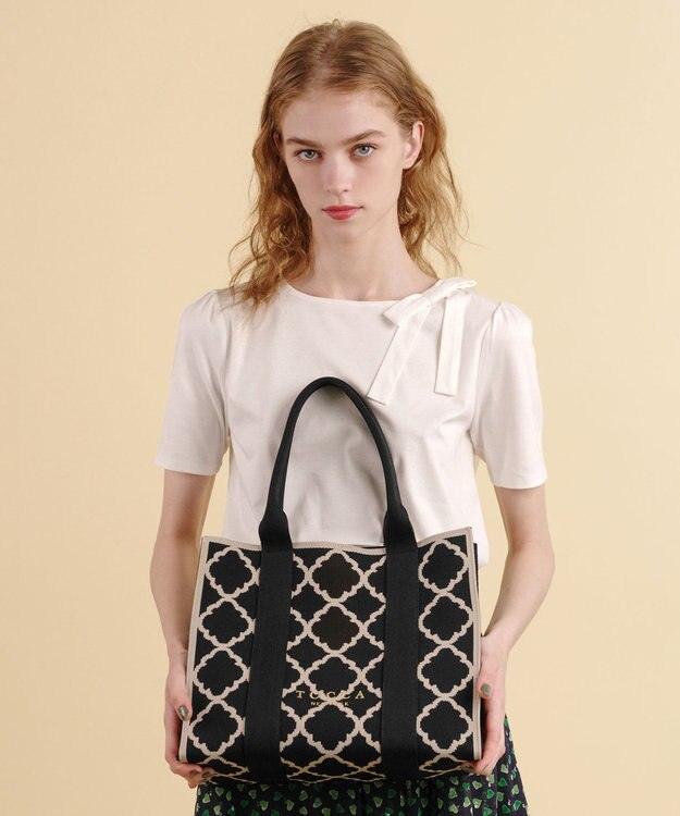 TOCCA 【大人百花掲載】【A4サイズ対応】CHECKER CLOVER KNITBAG ニットバッグ ブラック系