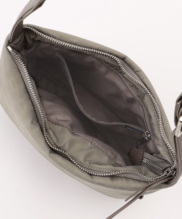 Y'SACCS はっ水ドットジャカード リサイクルレザーコンビ ショルダー グレージュ