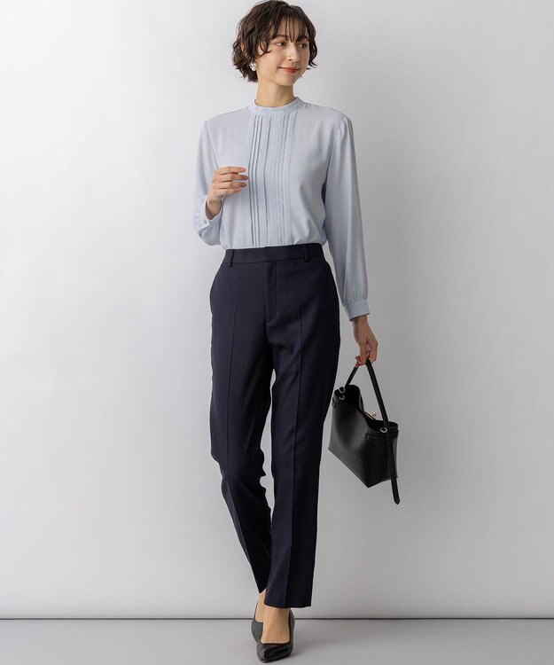 23区 【先行予約】アイアスマットストレッチ テーパード パンツ ネイビー系