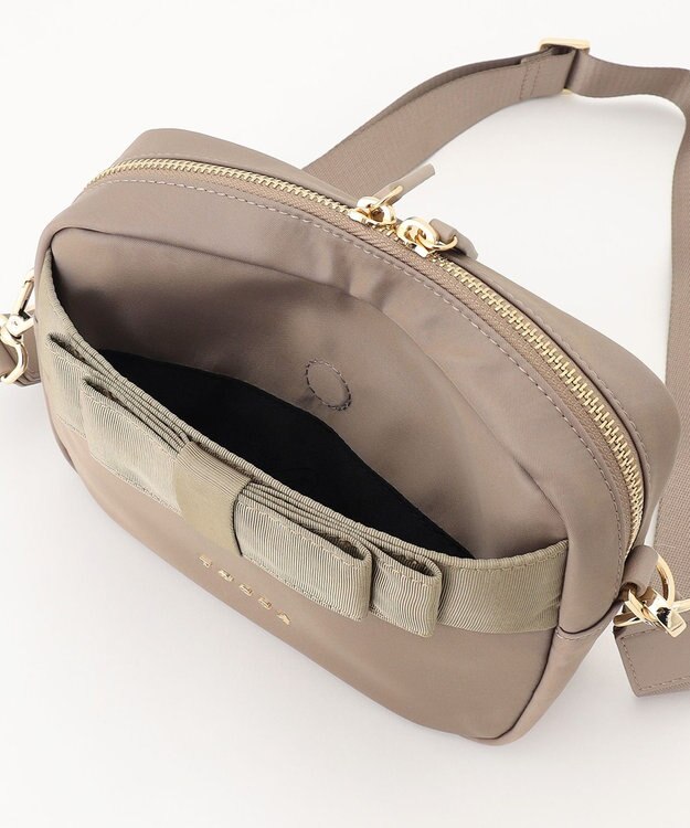 TOCCA 【撥水】NOBLE RIBBON CAMERABAG バッグ ベージュ系