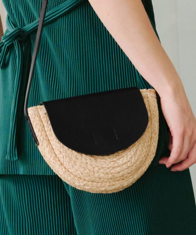 Tiaclasse ラフィアショルダーバッグ ブラック