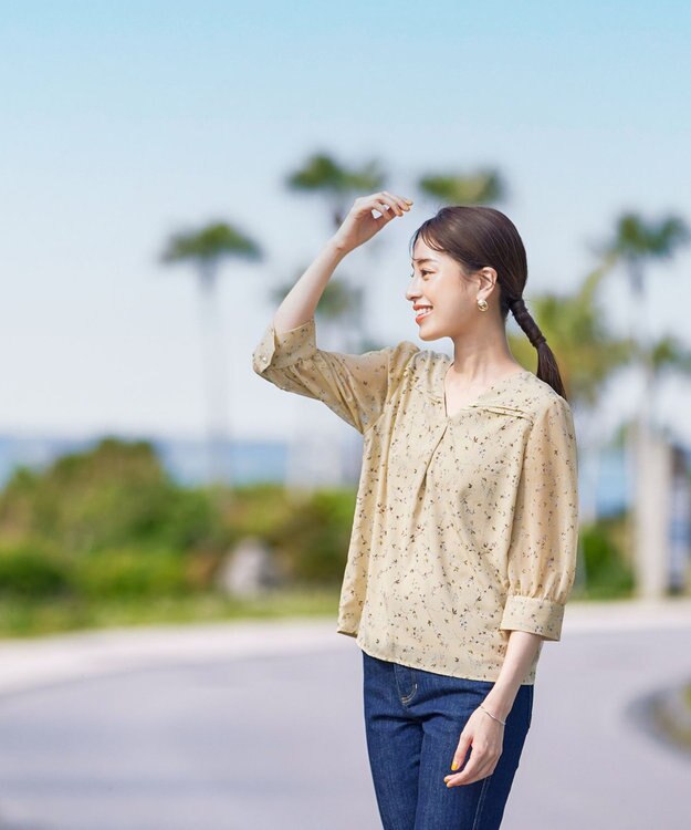 Tiaclasse L 【洗える】花柄Vネックブラウス イエロー