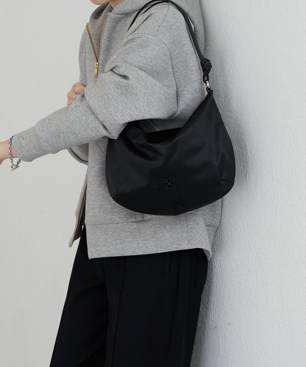 russet 【2025AW新作】クラウズナイロン ラウンド2WAYショルダーバッグ(CE-1621) Black