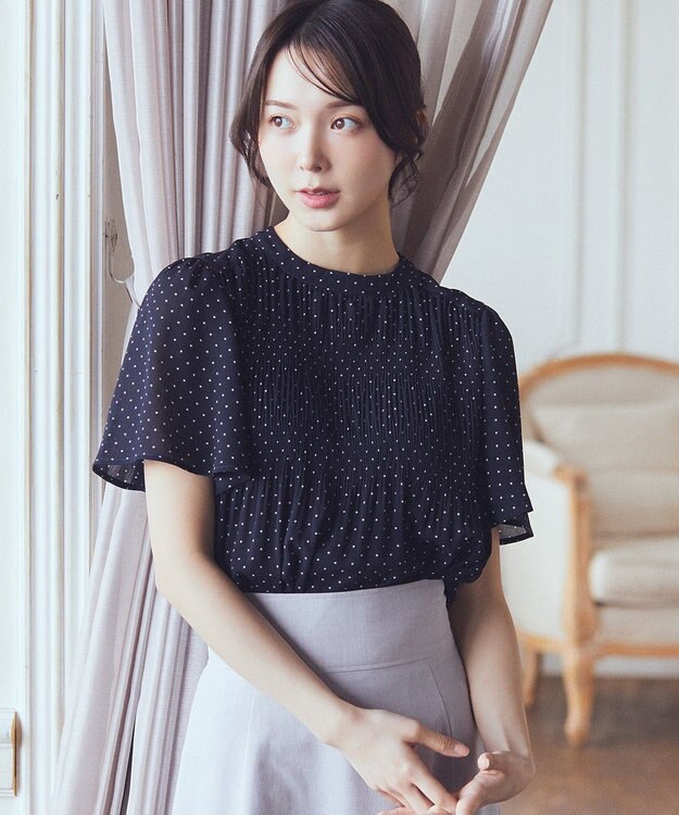 earth music&ecology マジョリカプリーツ半袖ブラウス Dot Navy