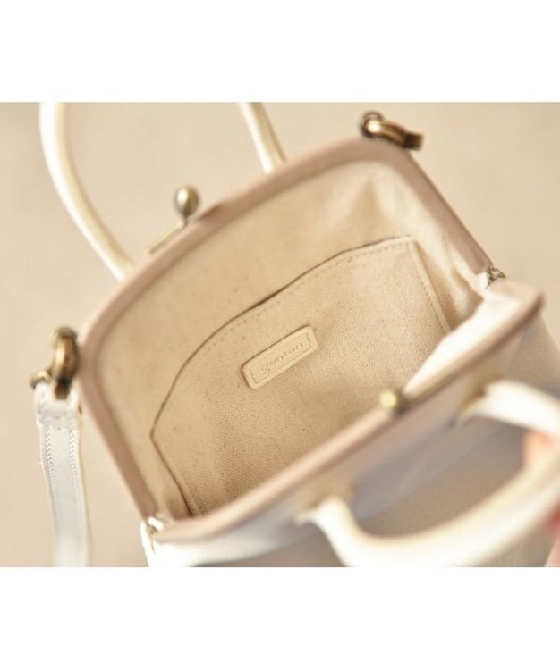 genten ミネルヴァキッコ 口金ショルダーバッグ アイボリー