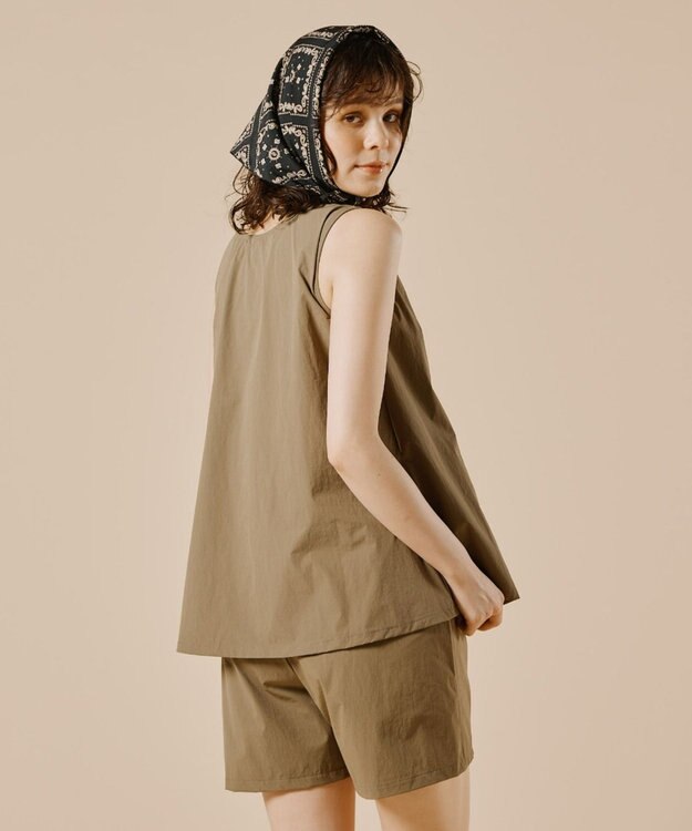 San-ai Resort（三愛水着楽園） 【カップ付きセット水着】タンキニ セット水着　無地【Ungrid（アングリッド）】 カーキ