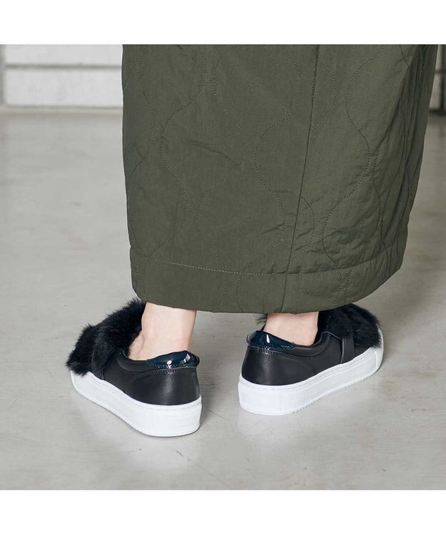 MODE ET JACOMO <MODE ET JACOMO>ボリュームファースリッポン ブラック