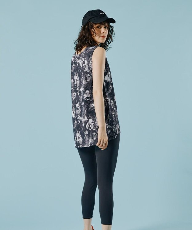 San-ai Resort（三愛水着楽園） 【水陸両用】　プリントカップ付きトップス　M・L　【Reir（レイール）】 ブラック