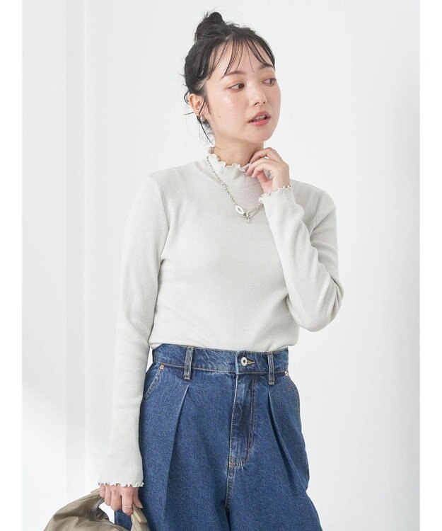 earth music&ecology ラメハイネックプルオーバー Ivory