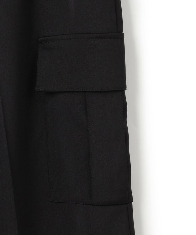 ICB L 【スマートバック仕様・洗える】ストレッチダブルサテン カーゴパンツ ブラック系