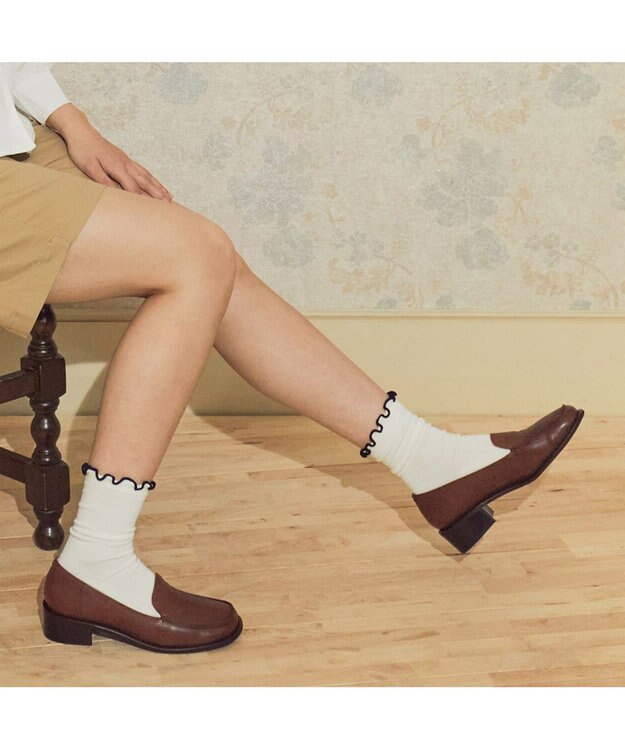 ing <ing>ヒールローファー ブラウン