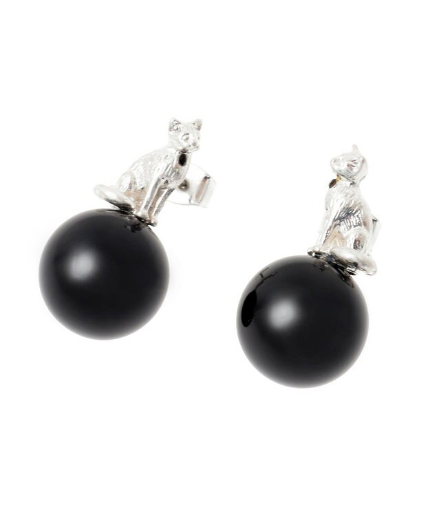 YECCA VECCA パールキャットピアス Silver