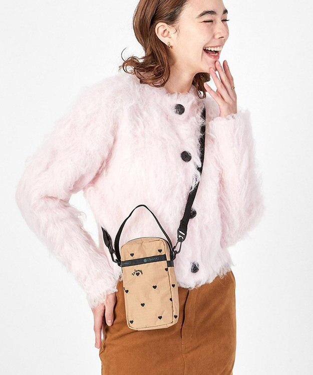LeSportsac MINI PHONE CROSSBODY/モカブラックハートエンブロイダリー