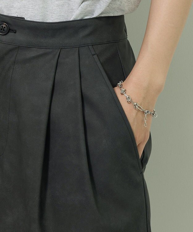 Green Parks レザーライクショートパンツ Black