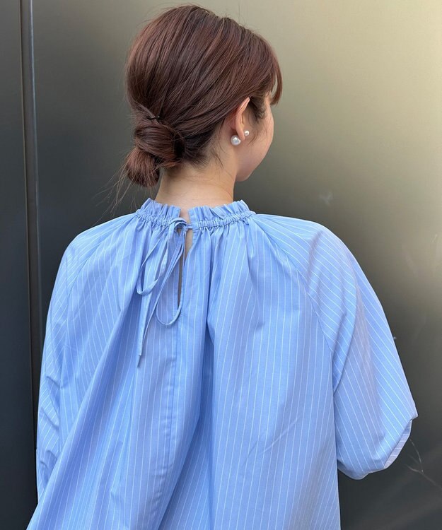 UNFILO 2WAYギャザーブラウス ブルー×オフストライプ