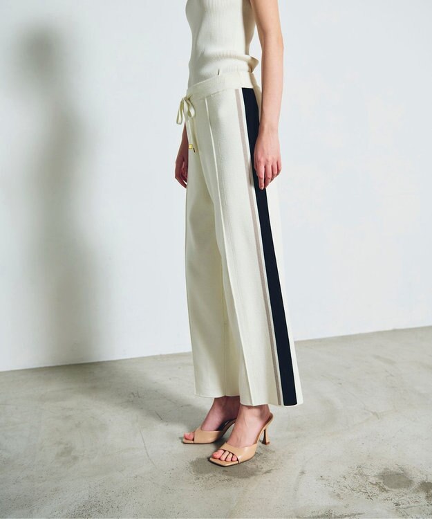 GRACE CONTINENTAL サイドラインニットパンツ ホワイト