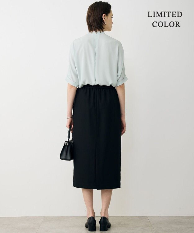 ICB L 【先行予約・WEB限定カラーあり】BackSatinAmunzen 5分袖バンドカラーブラウス アッシュブルー［WEB限定］