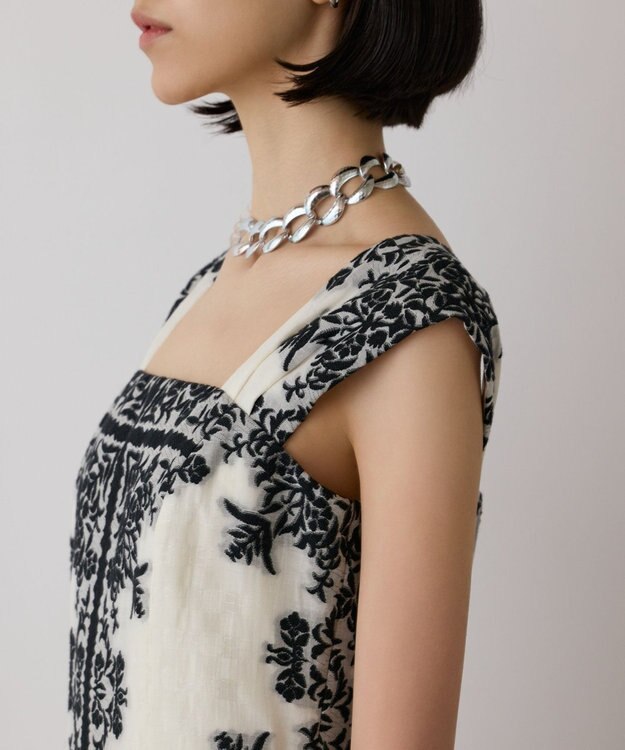 GRACE CONTINENTAL フレームジャガードドレス ブラック