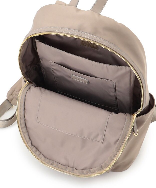 23区 【撥水加工/新色追加】ナイロン リュック ベージュ系